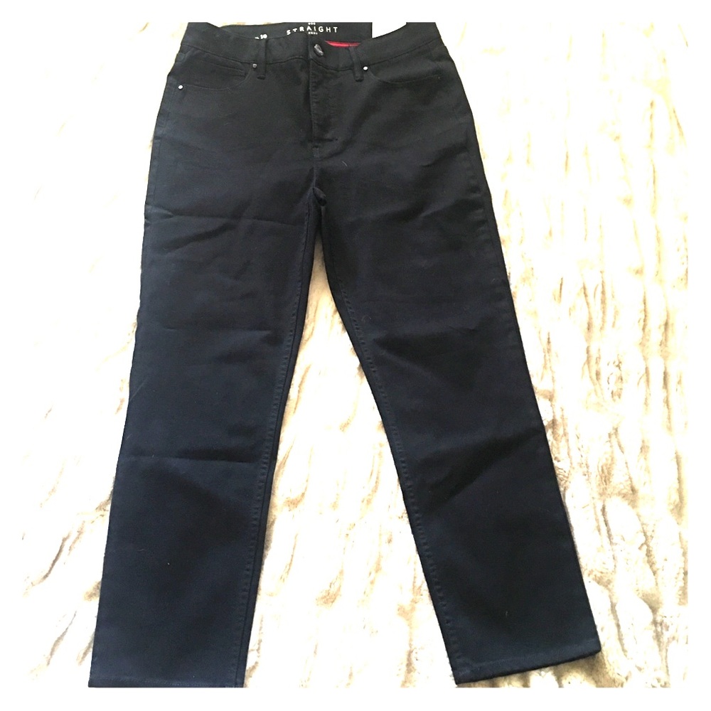 NEW WITH TAGS WHBM High Rise Straight Crop Jeans
